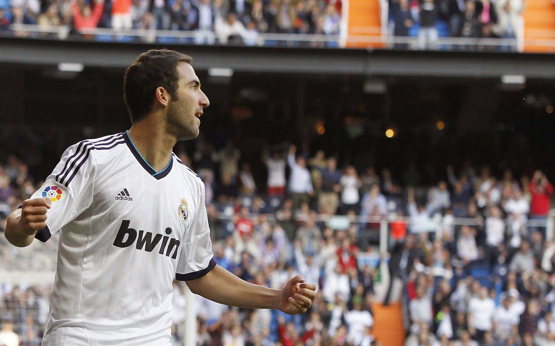 羽生结弦宣布转型职业花滑选手 未来将专注于冰上表演与创新