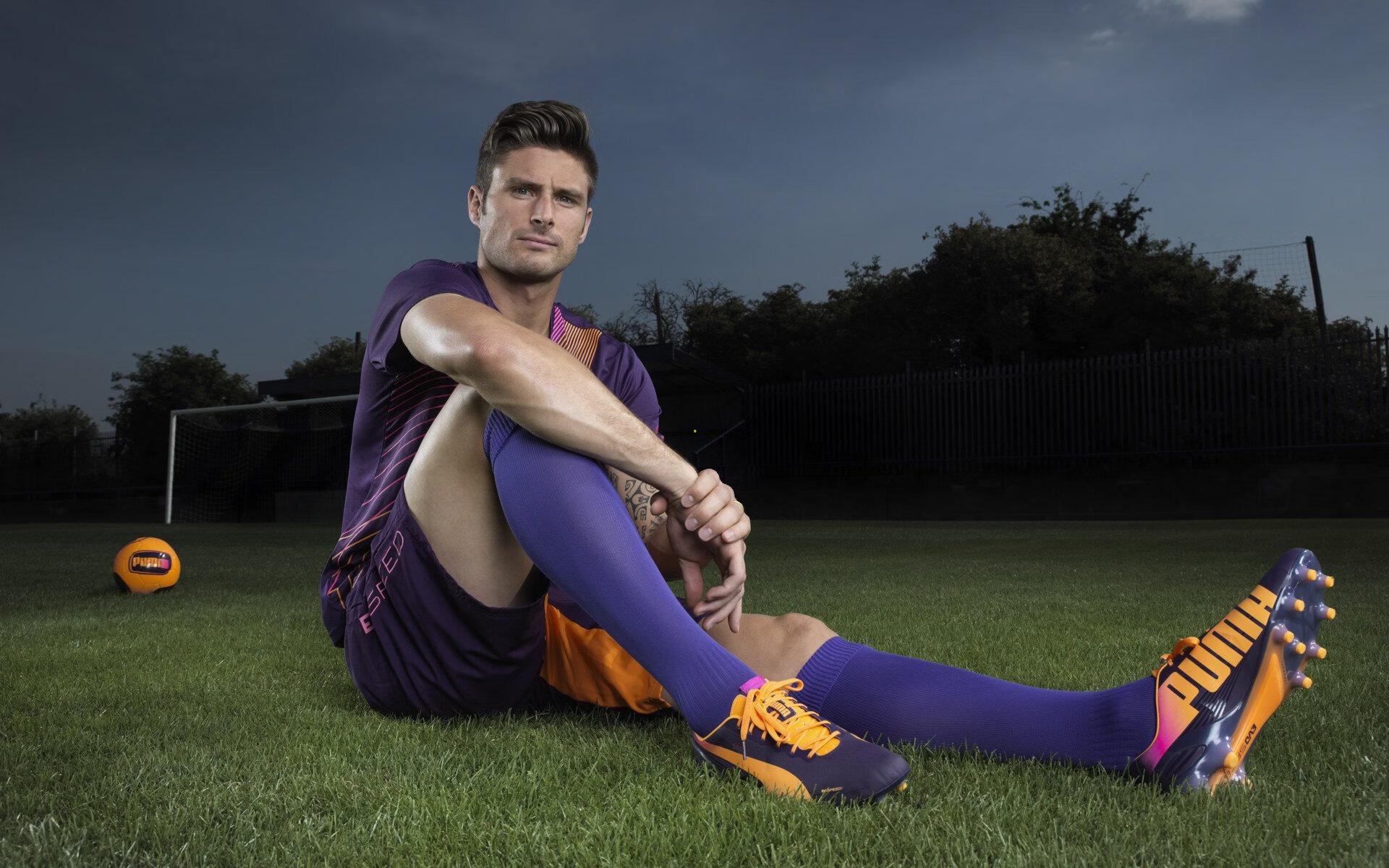 欧冠八强战硝烟再起 豪门对决引爆欧洲足坛