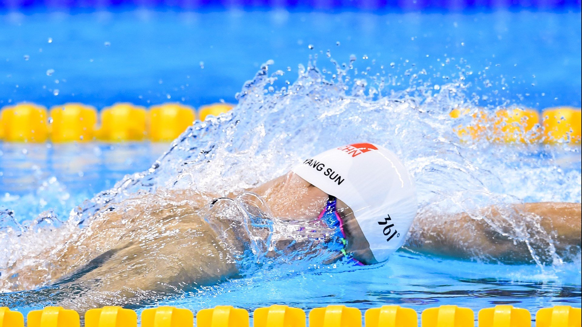 2024年国际马拉松赛落幕,非洲选手包揽男女组冠军,中国选手创个人最佳